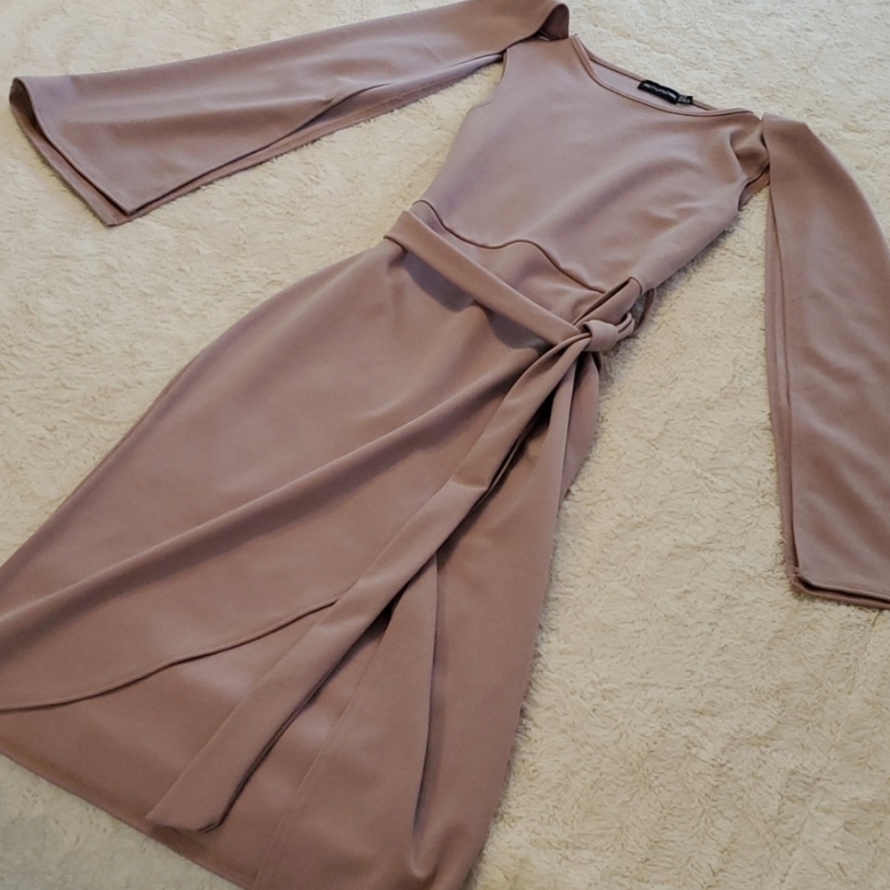 PrettyLittleThing Purple Ribbed Sheath Dress Long Sleeve - Picture 6 of 10
